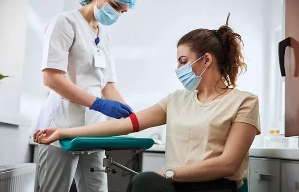 What is a phlebotomist, and how can you become one image